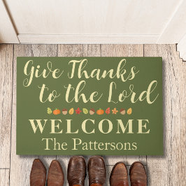 Felpudo Gracias al Señor Gracias, Bienvenida