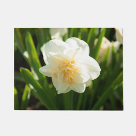 Felpudo Grandes narcisos blancos en un día de primavera  