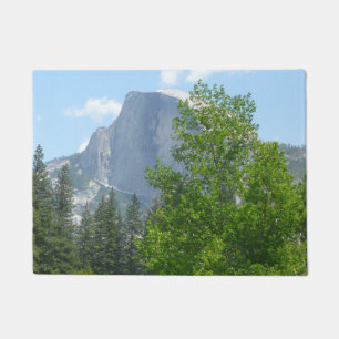 Felpudo Half Dome en verano desde el Parque Nacional Yosem