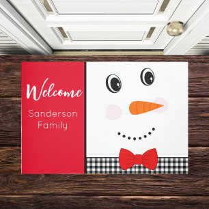 Felpudo Happy Face Snowman con corbata roja
