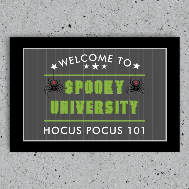 Felpudo Hocus en la Universidad de Spooky (Subido por el creador)