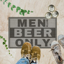 Hombres con cerveza solo - para amantes de la cerv