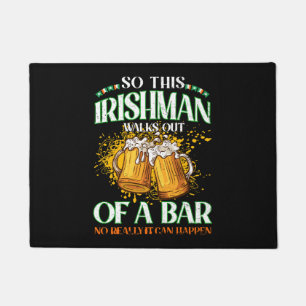 Felpudo Irlandés bebiendo cerveza Día de San Patricio