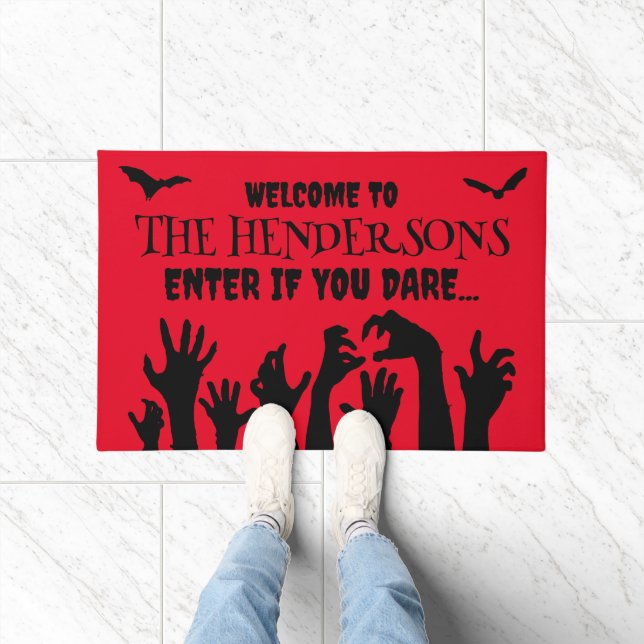 Felpudo Las manos zombies de Halloween entran si te atreve (Interior)