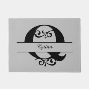 Felpudo Letra monograma floreciente Q con nombre Doormat