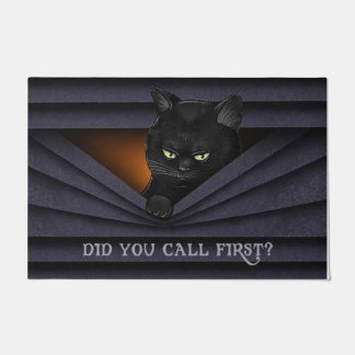 Felpudo ¿Llamaste al primer Doormat, felino negro?