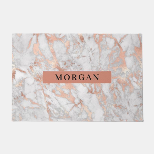 Felpudo Mármol blanco y Rosa de oro y banda, nombre negro (Anverso)
