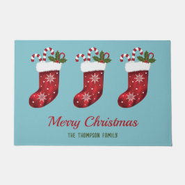 Felpudo Medias de Navidad Rojas Sobre Azul con Texto Perso
