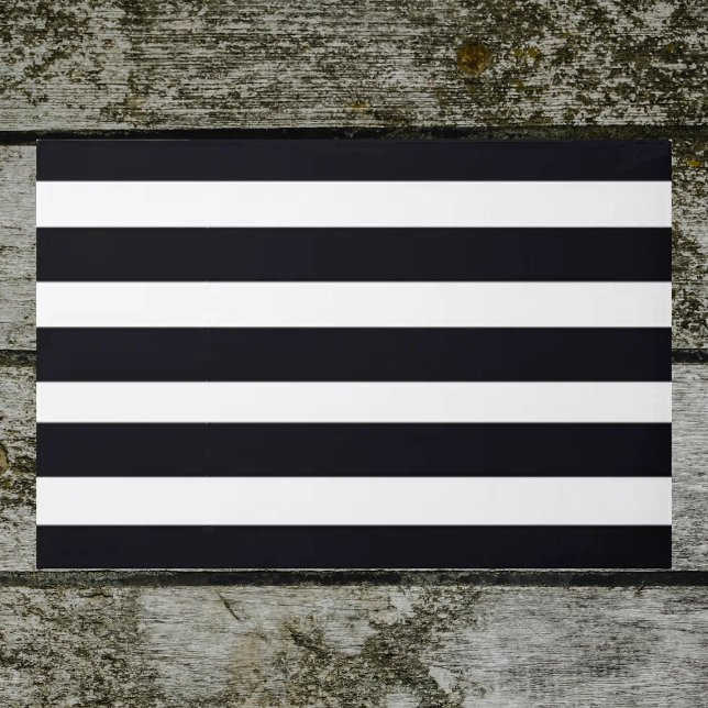 Felpudo Moda moderna Moda rayada negra y blanca al aire li (Black & white striped front doormat. Minimalist, classic modern chic elegance. Simple perfection!)