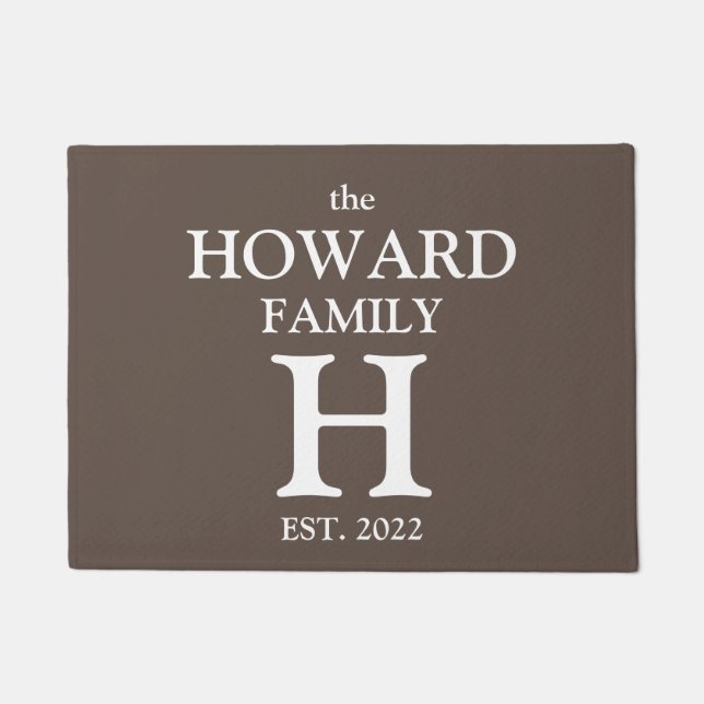 Felpudo Monograma marrón moderno Nombre de recién casados  (Anverso)