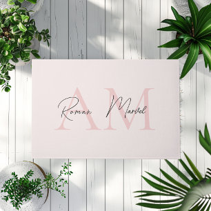 Felpudo Monograma mínimo inicial y nombre Pastel rosa