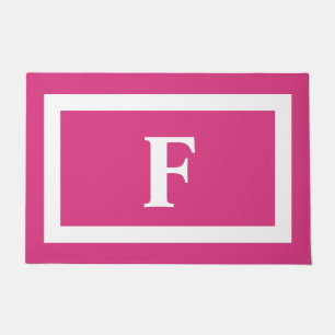 Felpudo Monograma moderno de la familia blanca y rosa cali