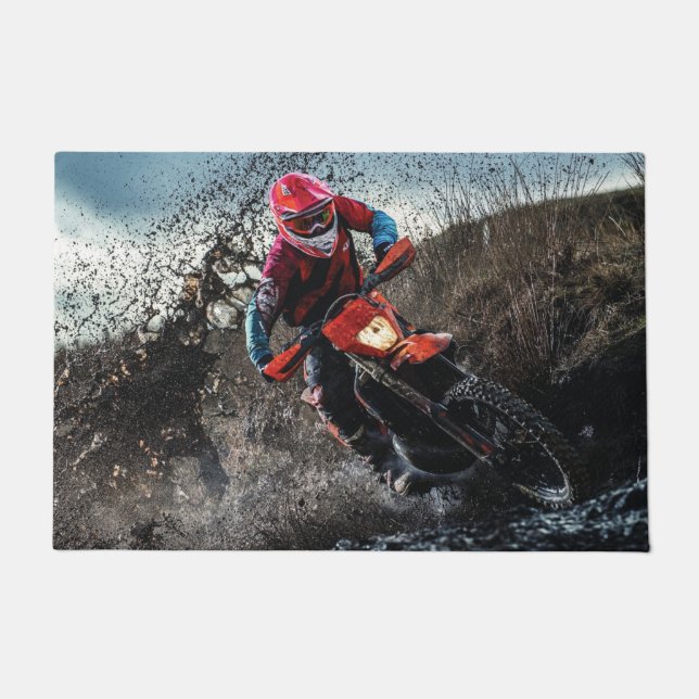 Felpudo Motociclista sucio tirando almohada (Anverso)