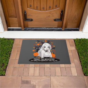 Felpudo Mujer animosa con gato negro.