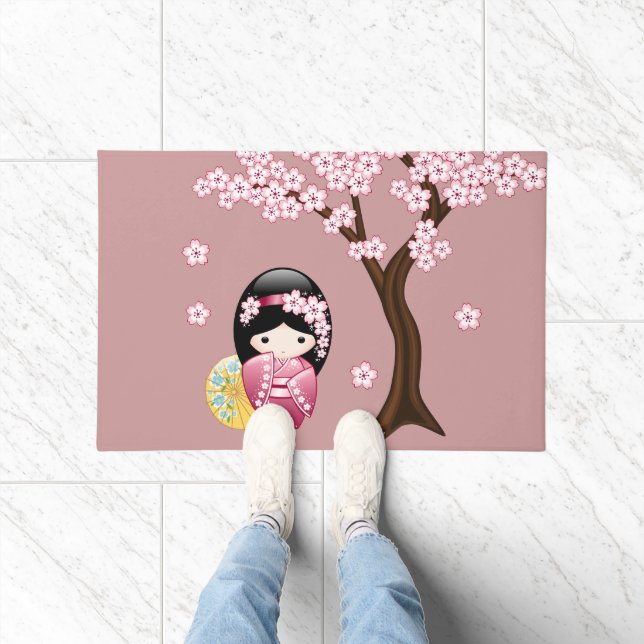 Felpudo Muñeca Kokeshi primavera - Geisha japonesa suave e (Interior)