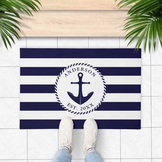 Felpudo Nautical Blue White personalizada de la Marina Anc (Navy Blue and White Personalized Nautical Doormat with Anchor and Stripes)