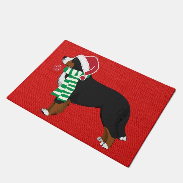 Felpudo Navidades Bernese Mountain Dog Red Burlap (Angular)