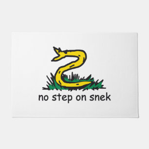 Felpudo No pisar en snek memes parodia de Gadsden SnekRigh