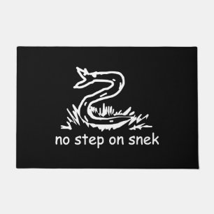 Felpudo No pisar en snek memes parodia de Gadsden SnekRigh