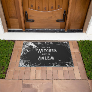 Felpudo No todas las brujas viven en Salem Doormat