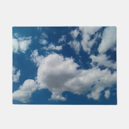 Felpudo Nubes, en un cielo de verano