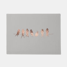 Pájaros de cobre grises y falsos simples y