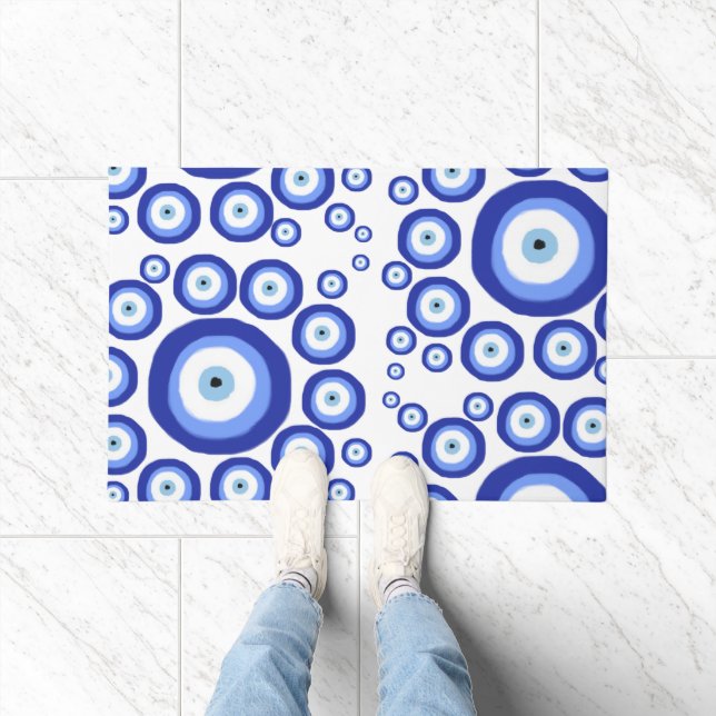 Felpudo Patrón de símbolo de la buena suerte de los ojos g (Interior)