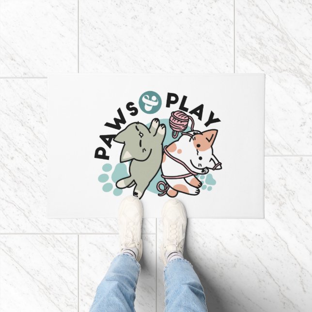 Felpudo Paws and Play – Adorable Cat Illustration (Interior)