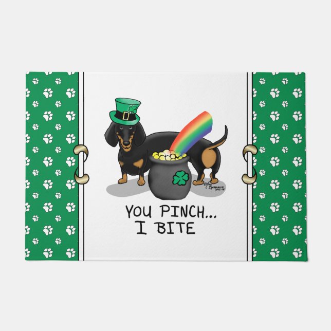 Felpudo Perro Dachshund (negro y marrón) del Día de San Pa (Anverso)