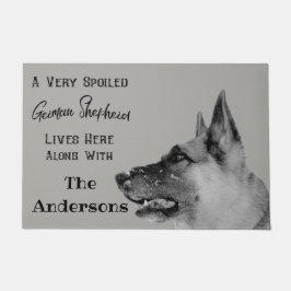 Felpudo Perro de pastor alemán muy estropeado