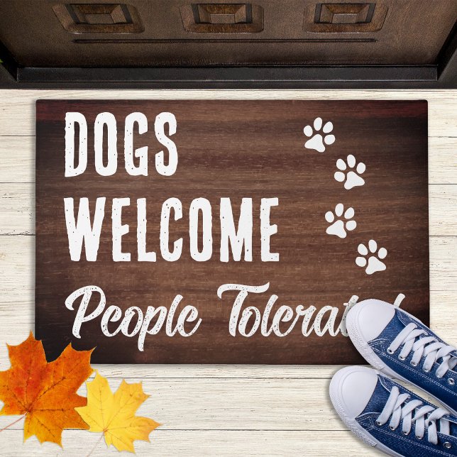 Felpudo Perros dan La Bienvenida A La Gente Tolerante Perr (Subido por el creador)
