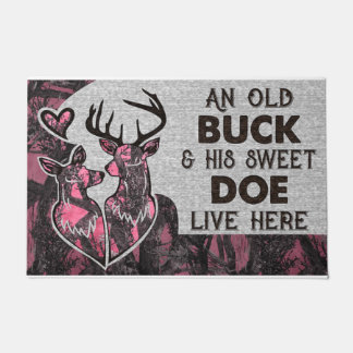 Felpudo Pink An Old Buck Y Su Dulce Doe