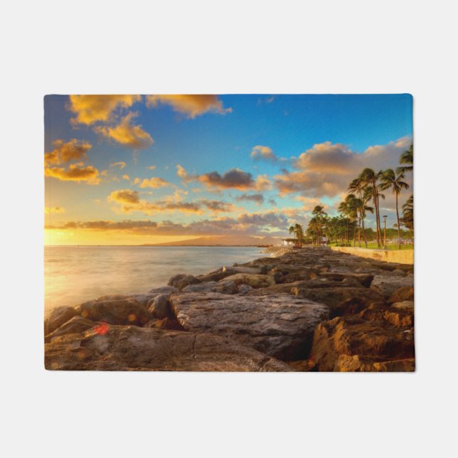 Felpudo Puesta del sol del océano sobre las rocas y la (Anverso)