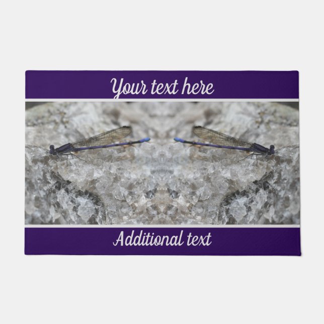 Felpudo Purple Damselfly on Quartz Rock Personalizado (Anverso)