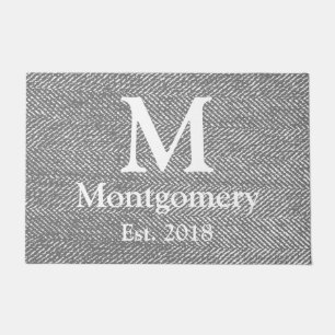 Felpudo Raspa de arenque gris moderna y monograma blanco