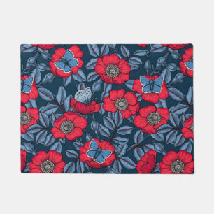 Felpudo Rosa de perro y mariposas en azul y rojo