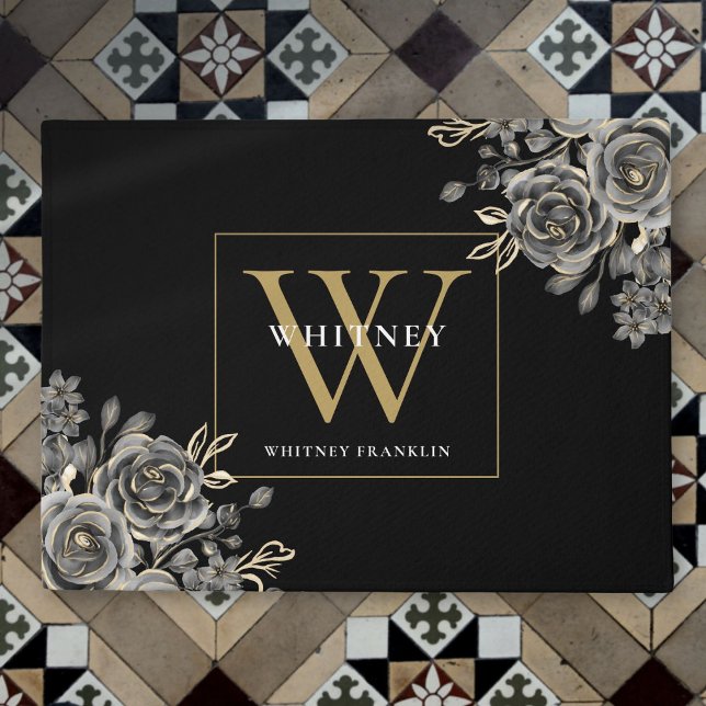 Felpudo Rosas Florales Monograma Personalizado en Oro Negr (Personalized Black Gold Monogram Floral Roses Doormat)