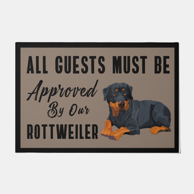 Felpudo Rottweiler Doormat, Todos Los Visitantes Deben Ser (Anverso)