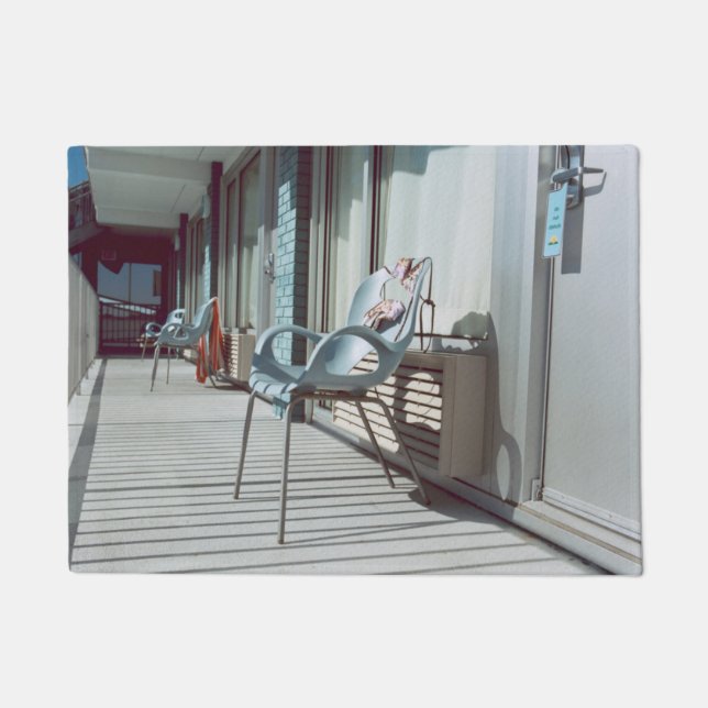 Felpudo Sillas fuera de habitaciones de la playa (Anverso)