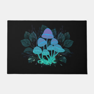 Felpudo Toadstools en Bushes
