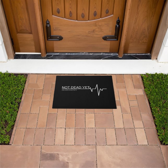 Felpudo Todavía no muerto Doormat (Exterior)