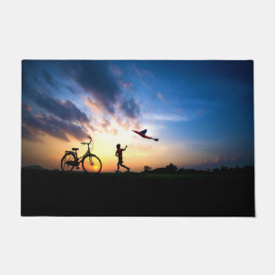 Felpudo Un chico - Una bicicleta - Una Alfombrilla de auto