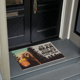 Felpudo Un Oso Viejo Con Su Miel Vive Aquí Doormat