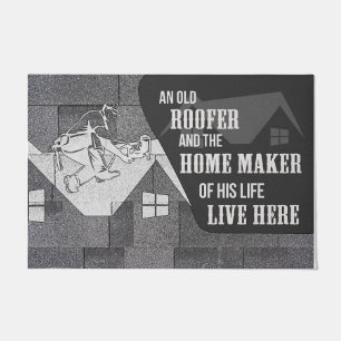 Felpudo Un Techo Antiguo Y El Hogar