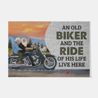 Felpudo Un Viejo Biker Y El Paseo De Su Vida