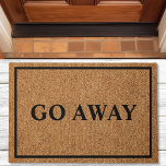 Felpudo Vete Personalizado Introvert Funny Doormat<br><div class="desc">Vete Personalizado Introvert Funny Doormat. Qué linda manera de decirle a los visitantes que se marchen,  se vayan,  o que no soliciten nada. Personaliza este personalizado rústico burlap look doormat con tu propio texto. Hace un gran regalo de bienvenida.</div>