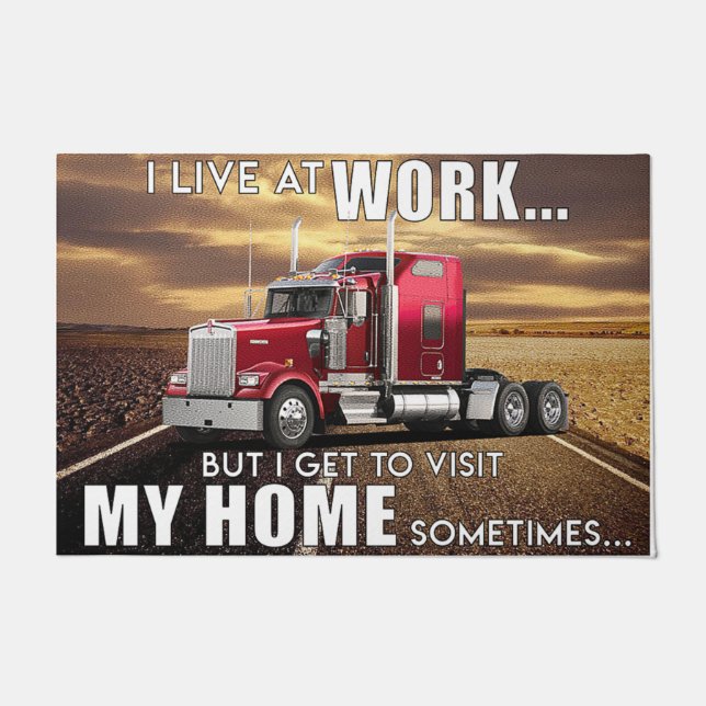 Felpudo Vivo En El Trabajo Pero Llego A Visitar Mi Casa (Anverso)