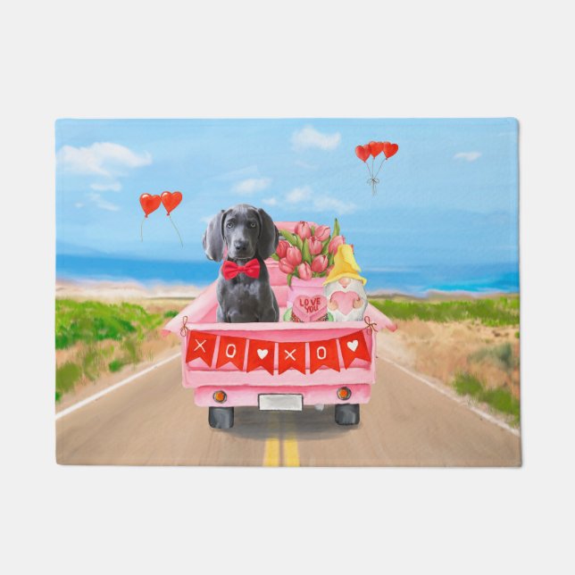 Felpudo Weimaraner Dog El día de San Valentín Truck Hearts (Anverso)