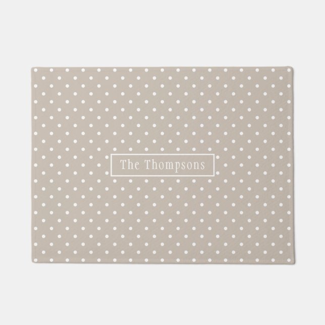 Felpudo White On Beige Polka Dots Pattern With Custom Name (Anverso)