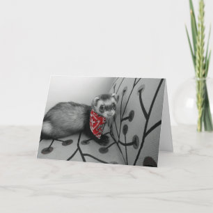 Ferret En Tarjeta De Cumpleaños De Bandana Roja